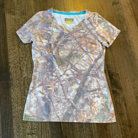 Cabela’s Camo Dri Release with Freshguard Outfit Her Small Shirt VGUC - Picture 1 of 8